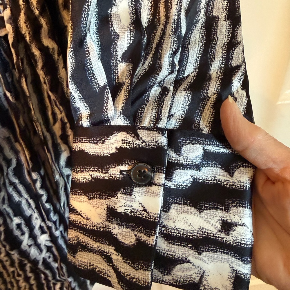 Worthington Black and White Patterned Wrap Dress - Picture 5 of 7
